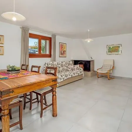 Gli Ulivi Home, Palau